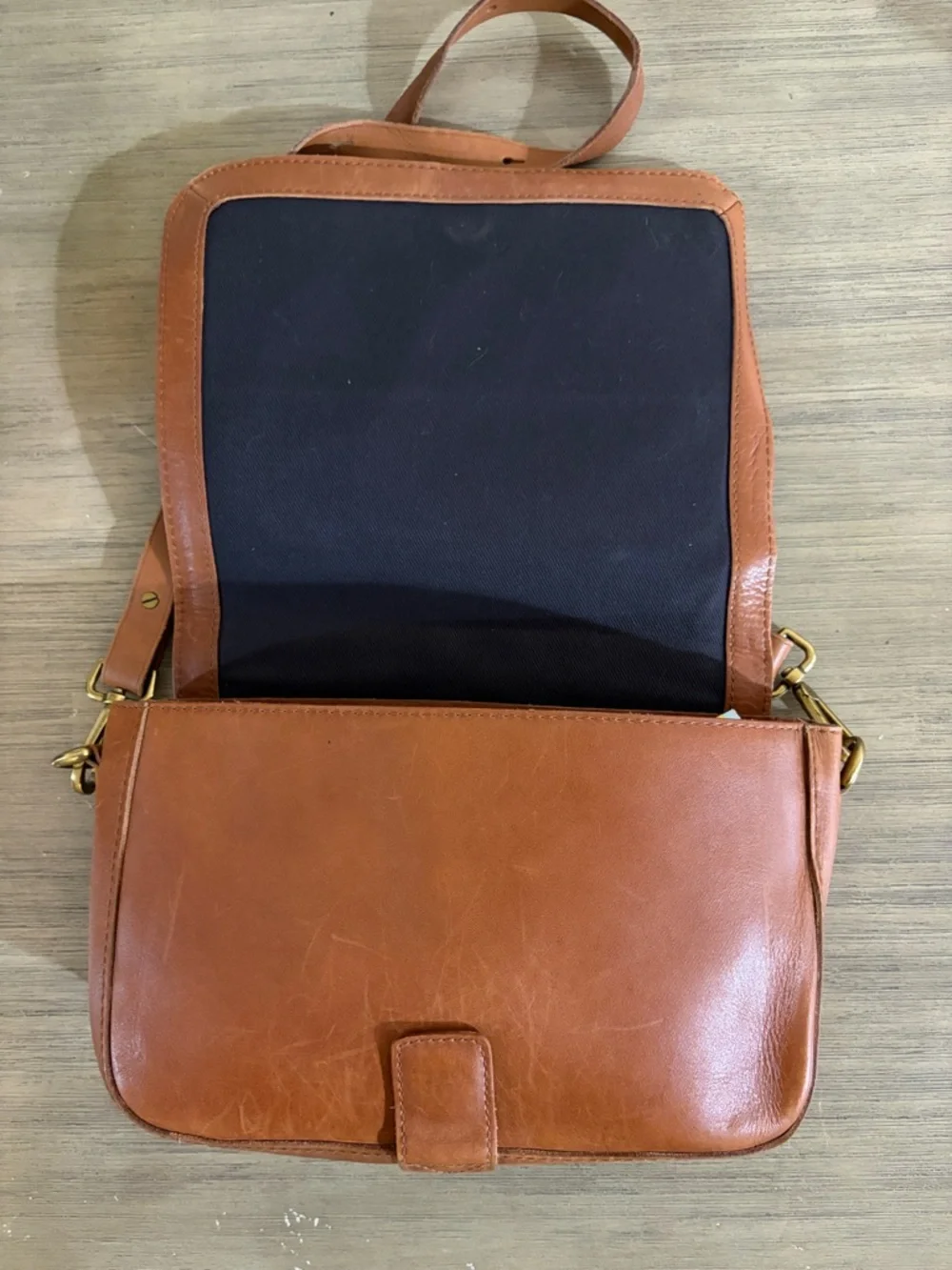 Madewell Classic Brown Magnetic Clasp Leather Flap Shoulder Crossbody Bag - Picture 9 of 10